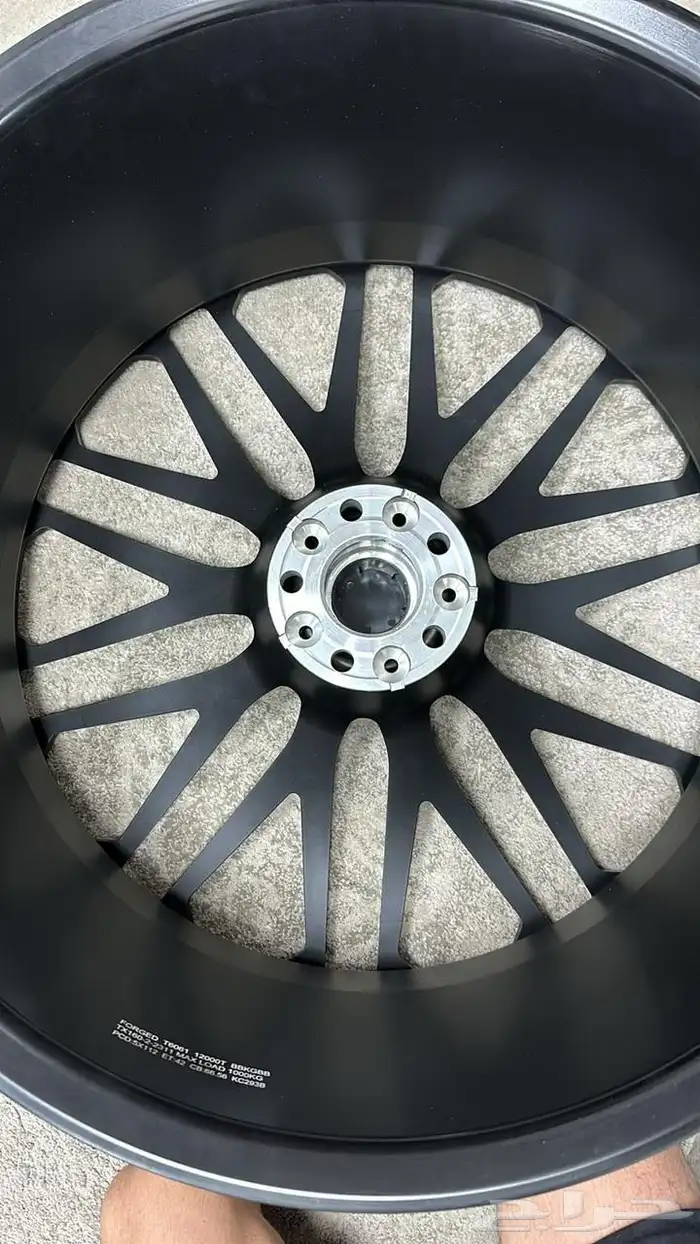 جنوط مرسيدس جي ال اس 63 AMG مقاس 23 1