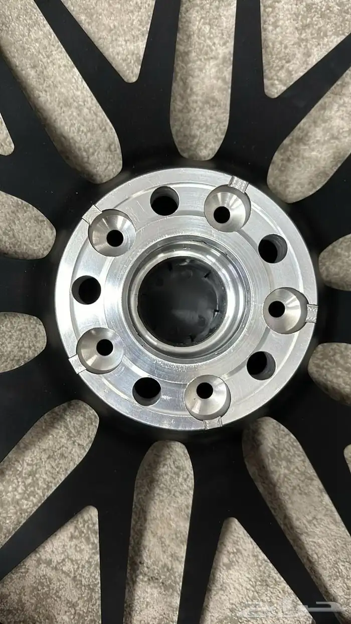 جنوط مرسيدس جي ال اس 63 AMG مقاس 23 3