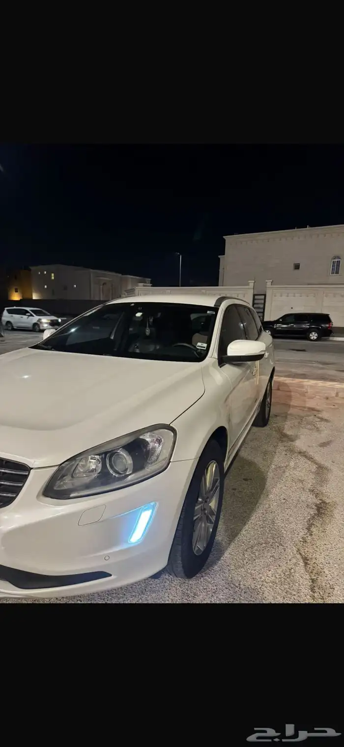 فولفو xc60 2016 فخمة luxury بسعر لقطة فرصة مميزة اموره طيبه 14
