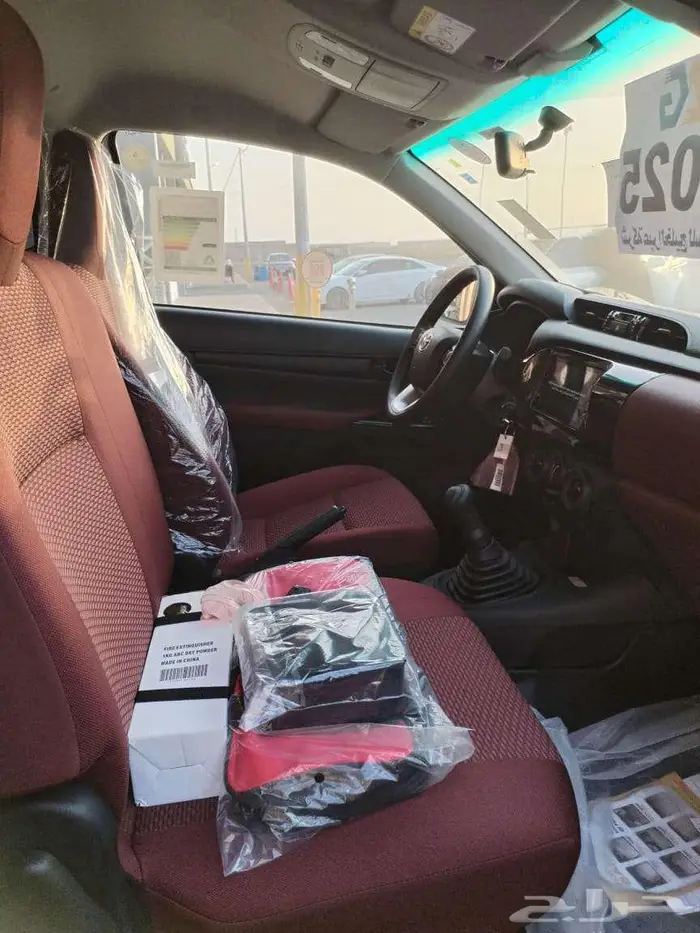 تويوتا - هايلوكس غماره بنزين GLX 2025 5