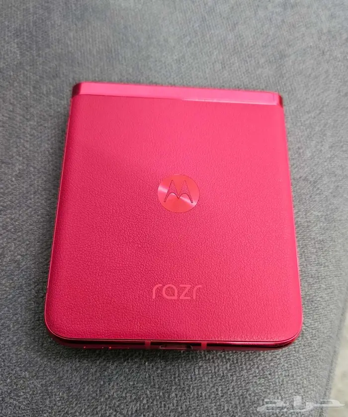 موتورولا رازر 40 الترا Motorola 1