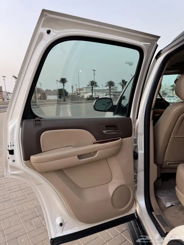 تاهو 2013 LTZ نظيف جدا 13
