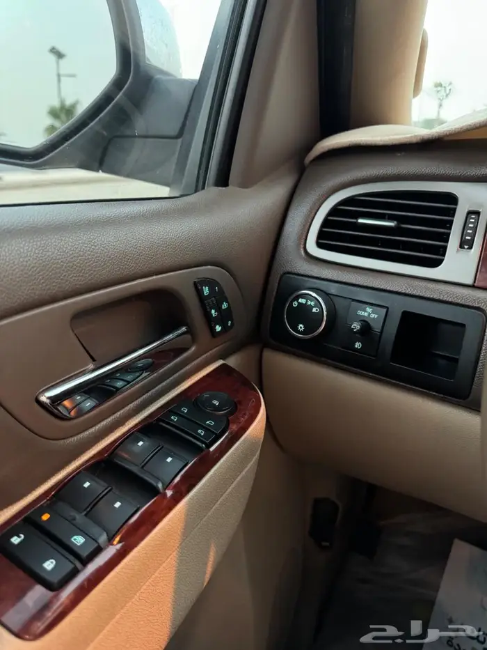 تاهو 2013 LTZ نظيف جدا 14
