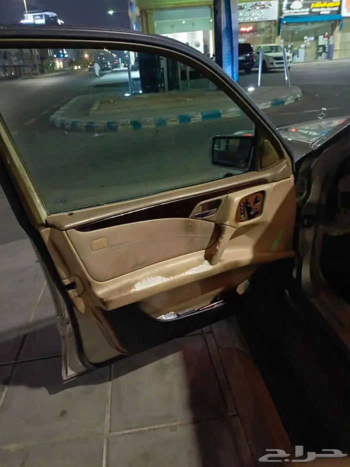 مرسيدس أبو عيون 98  320 18