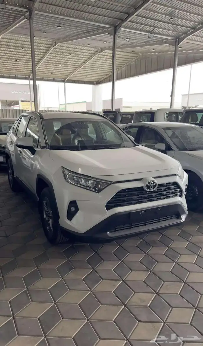 تويوتا راف فور XLE شنطة كهرب 2.5 بنزين خليجي 2025 أصفار 2