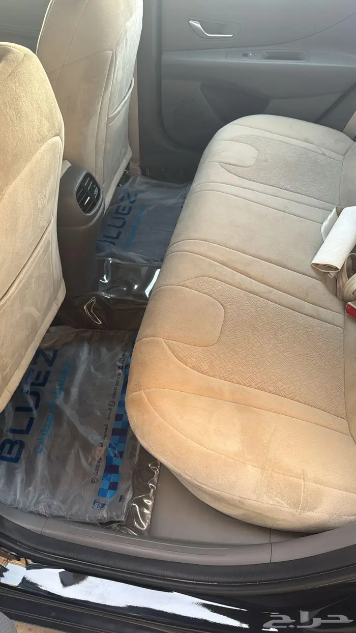 Hyundai Elantra mid option 2023 4