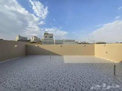روف علوي فاخر للبيع بحي الزهور المحالة 9