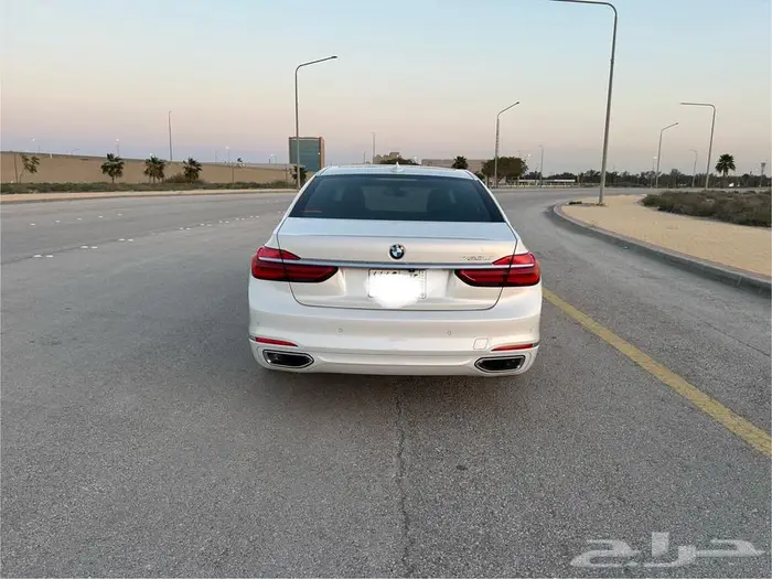 BMW الفئة السابعة موديل 2019 نظيفة جدا 5