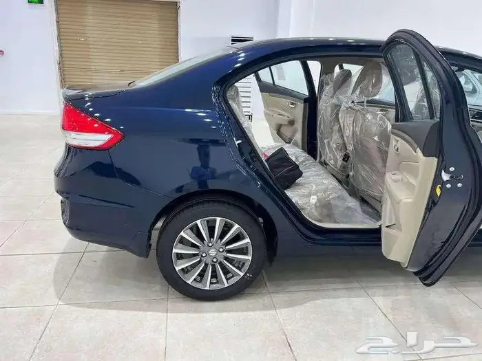 سوزوكي سياز موديل 2025 للكاش والتقسيط اقل قسط 9