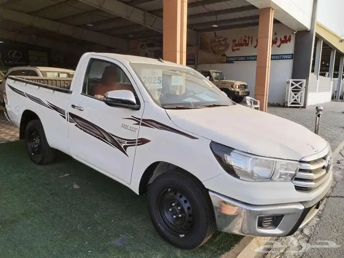 تويوتا - هايلوكس غماره بنزين GLX 2025 0