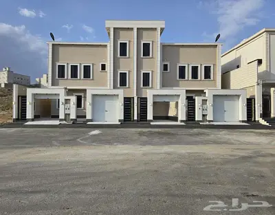 روف علوي فاخر للبيع بحي الزهور المحالة 0