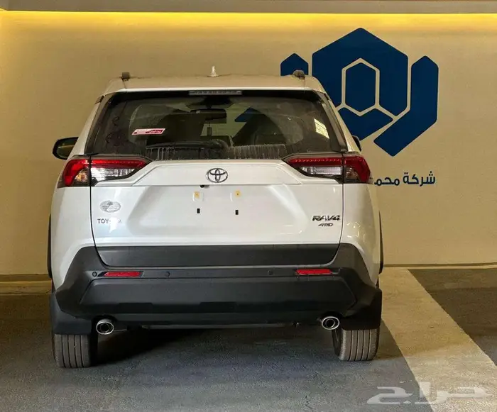 تويوتا RAV4 XLE 4X4 2025 9
