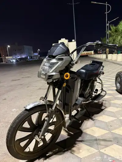 عندي دبابين و سكوترين كلها نضيفه مره 5
