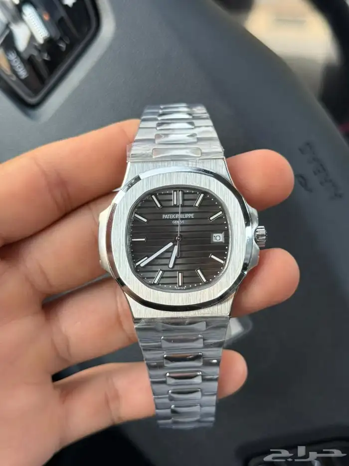 ساعة باتيك فيليب نوتيلس 5711 كوبي سويسري 1
