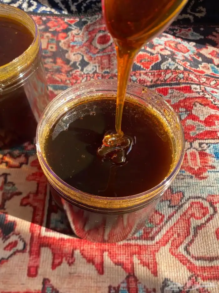 عسل اصلي وحر بذمه وضمير 1