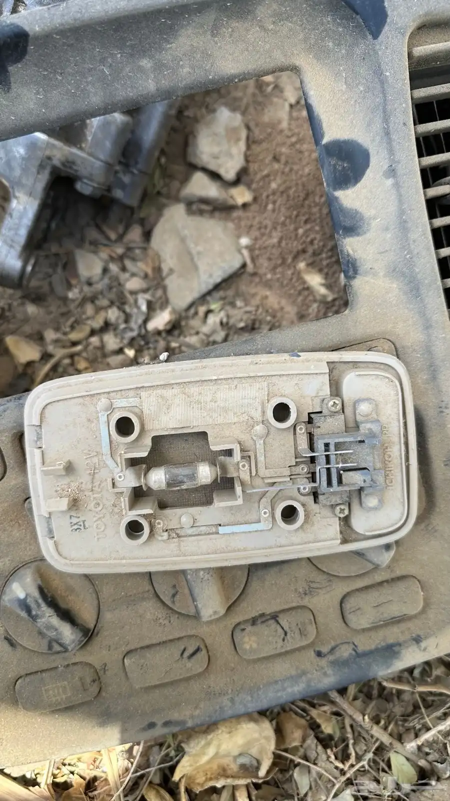 قطع لاندكروزر من 1998 الى 2007 6