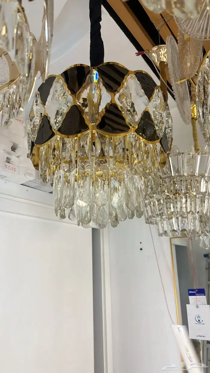 نجف ثريات 81