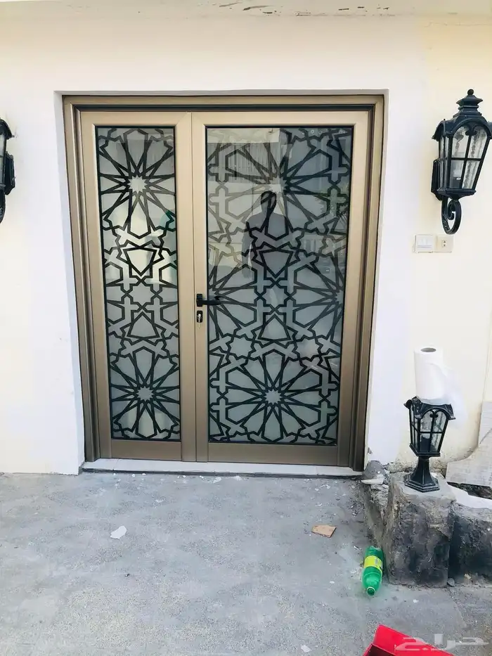 أعمال ألمنيوم و زجاج بإشراف شباب سعوديين 4