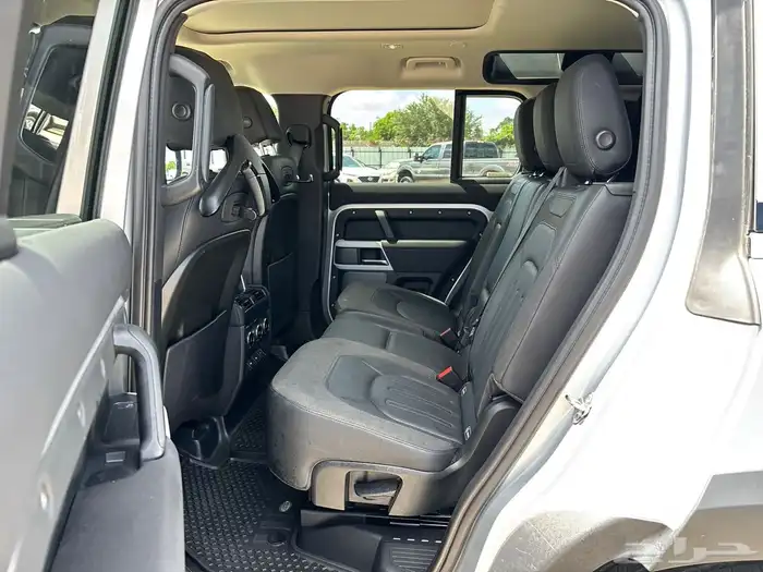 2020 Land rover Defender 110 First Edition 10
