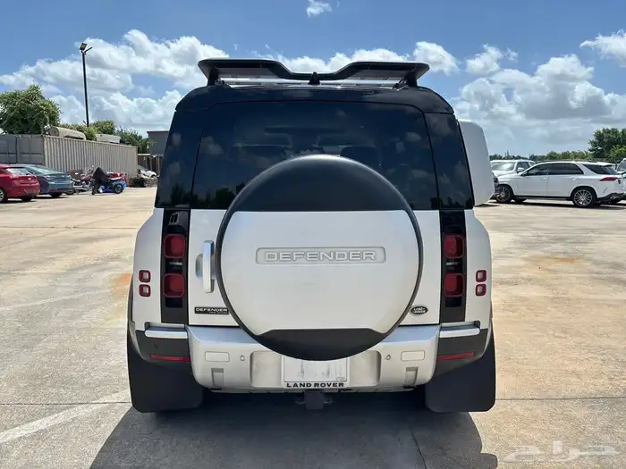 2020 Land rover Defender 110 First Edition 16