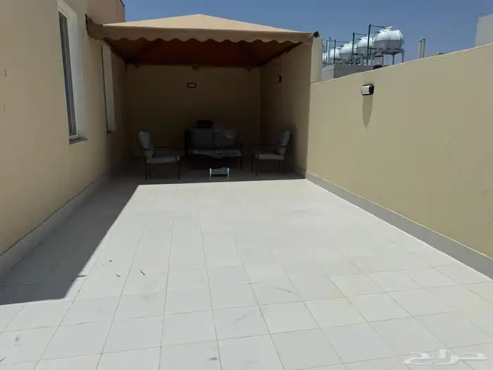 شقة روف سطح واسع مفروشة تأجير محجوزه إلى 29 ذو الحجه 31