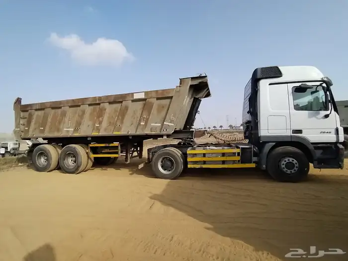 قلابات للايجار 1