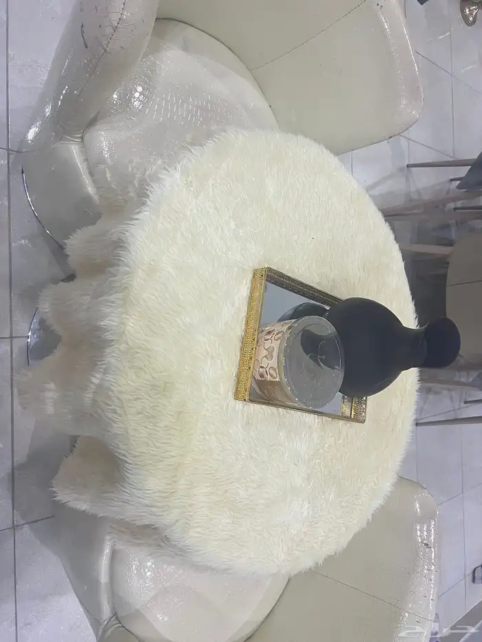 للبيع طاولات 0