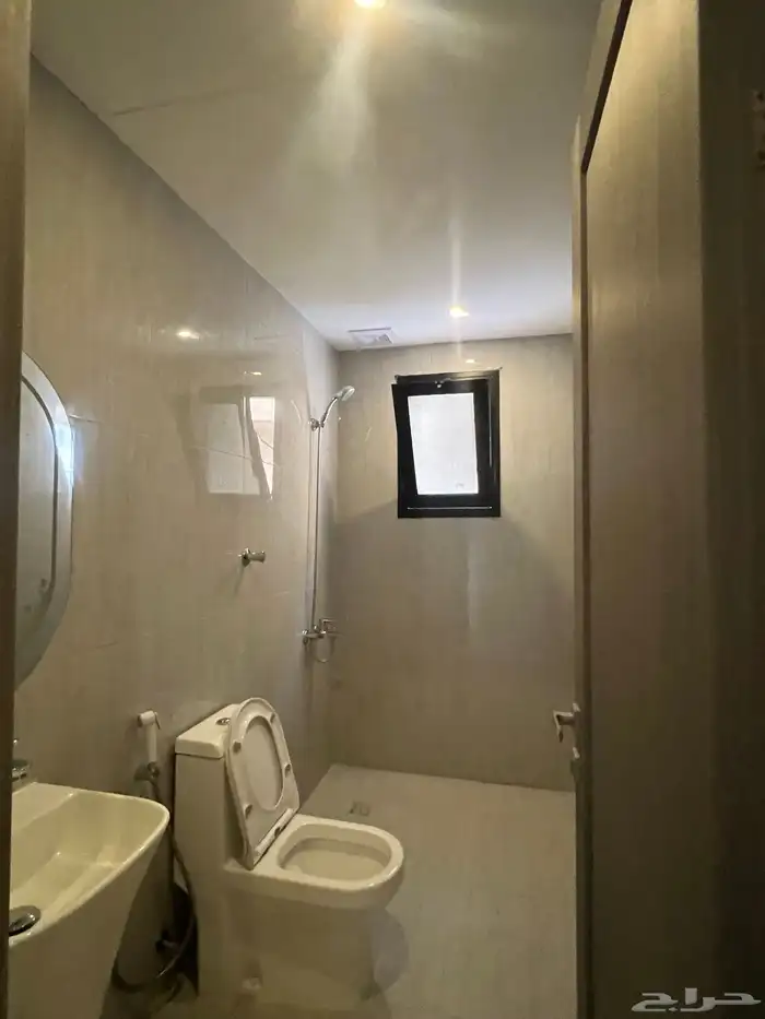 للإيجار شقق عزاب اول ساكن 6