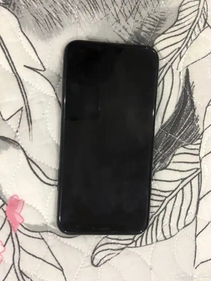 ايفون للبيع 3