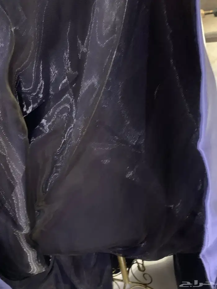 فستان طويل نفشه بسيطه كنه يلمع وبسيط انلبس مره وحده 4