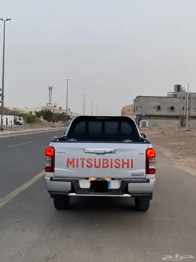 للبيع مستبيشي L200 شد بلد منوت المستخدم 4