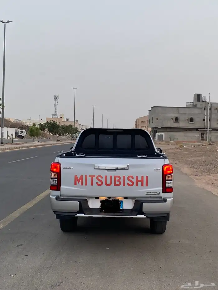 للبيع مستبيشي L200 شد بلد منوت المستخدم 4