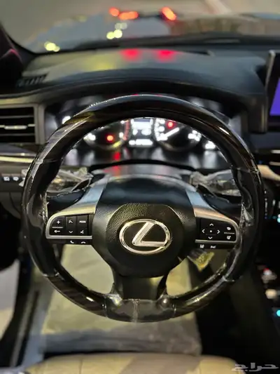 لكزس LX570s فل اوبشن DD 2018 قمة النظافة سعودي وكالة 12
