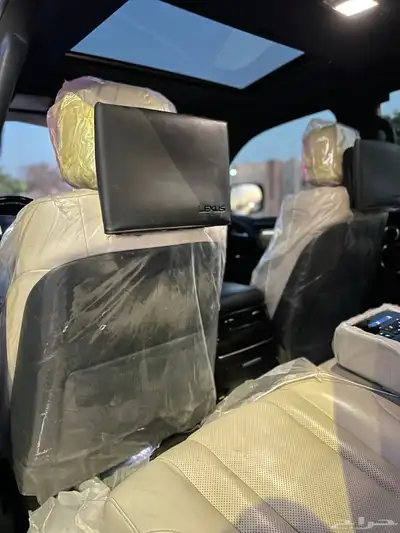 لكزس LX570s فل اوبشن DD 2018 قمة النظافة سعودي وكالة 19