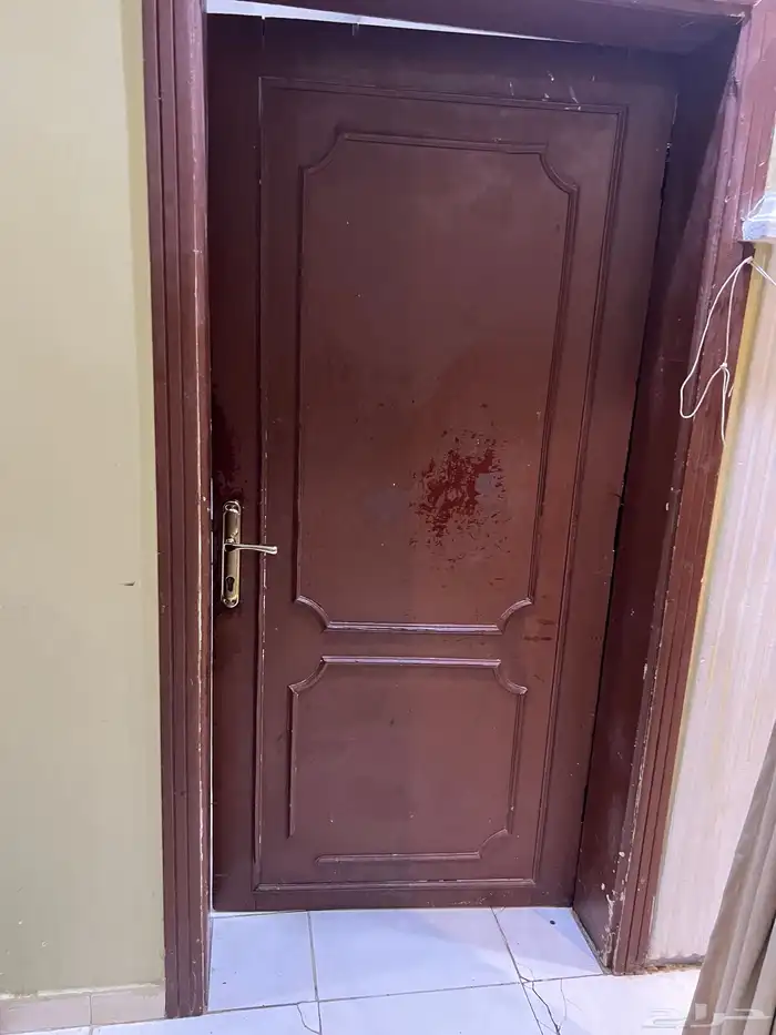 ابواب غرف بحاله جيده للبيع 2