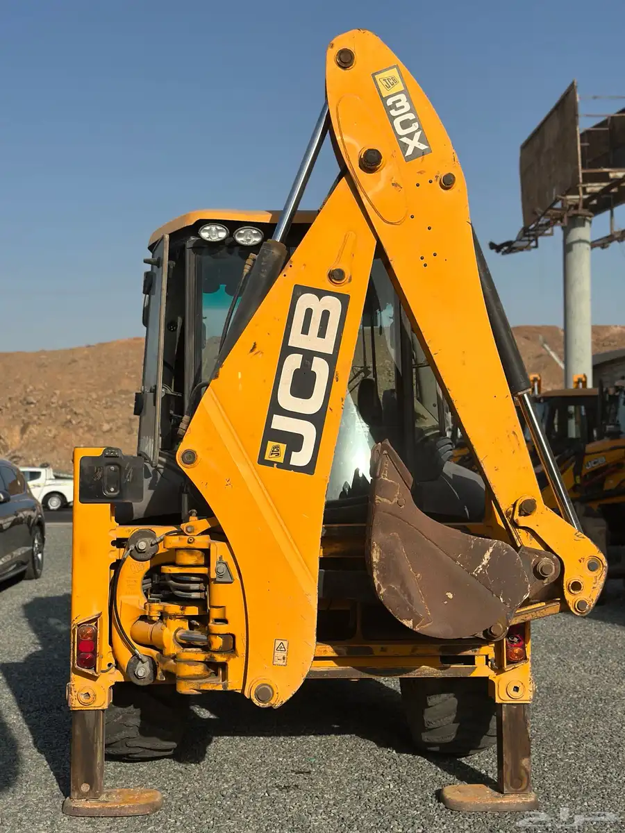 عرجا JCB دبل 3CX موديل 2018 انجليزي 4