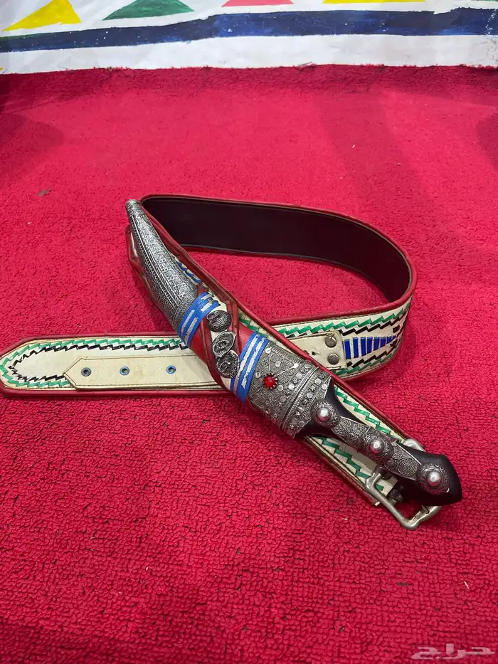 تم البيع . جمبيه فضه قديمة 0