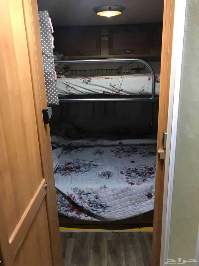 للبيع كرفان اوربي مواصفات امريكية محورين 3