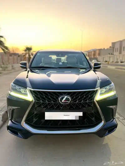 لكزس LX570s فل اوبشن DD 2018 قمة النظافة سعودي وكالة 7