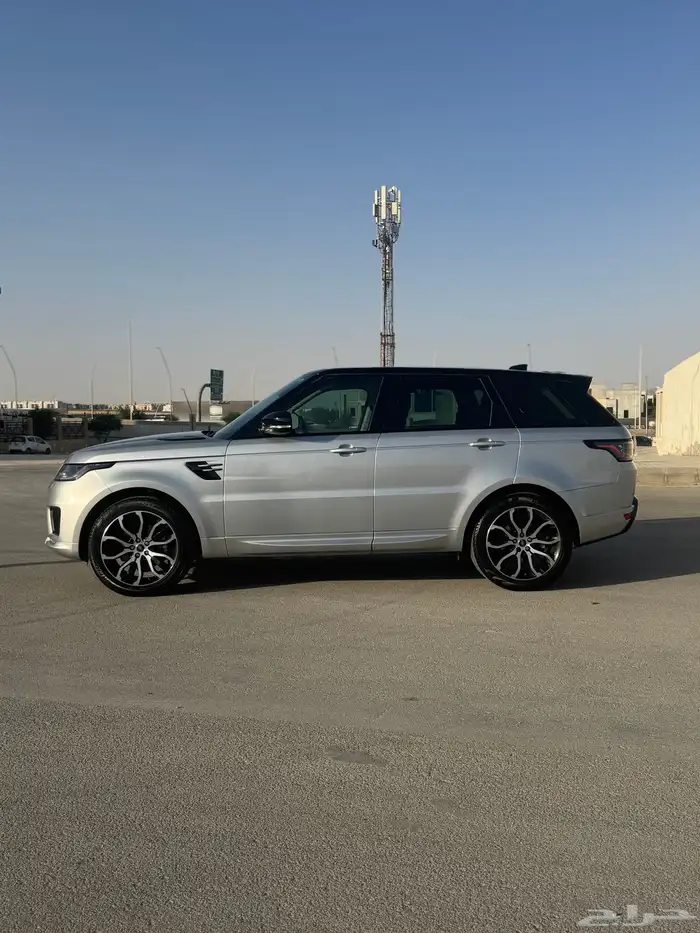 رنج روفر سبورت 2020 على الضمان 6