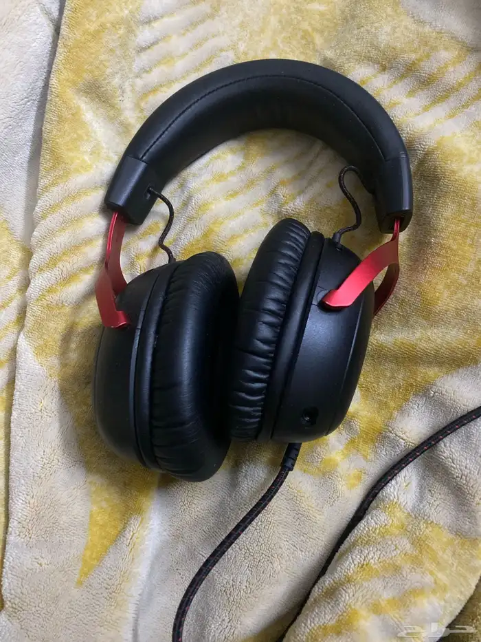 سماعه سوني هايبر اكس مريحه جدا يبيله فقط سلك عشان تسولف 0