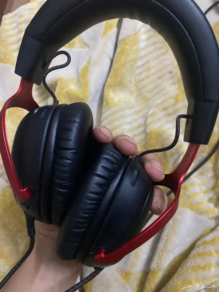 سماعه سوني هايبر اكس مريحه جدا يبيله فقط سلك عشان تسولف 1