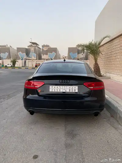 للبيع اودي A5 2010 3