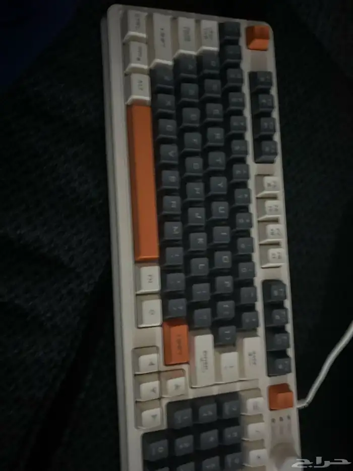 كيبورد للبيع بسعر 50 ريال سعودي 1