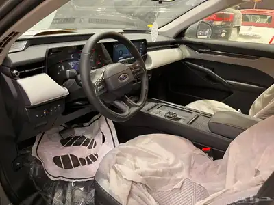 عرض خاص فورد تورس امبيانتي 2025 4