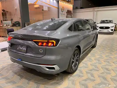 عرض خاص فورد تورس امبيانتي 2025 7