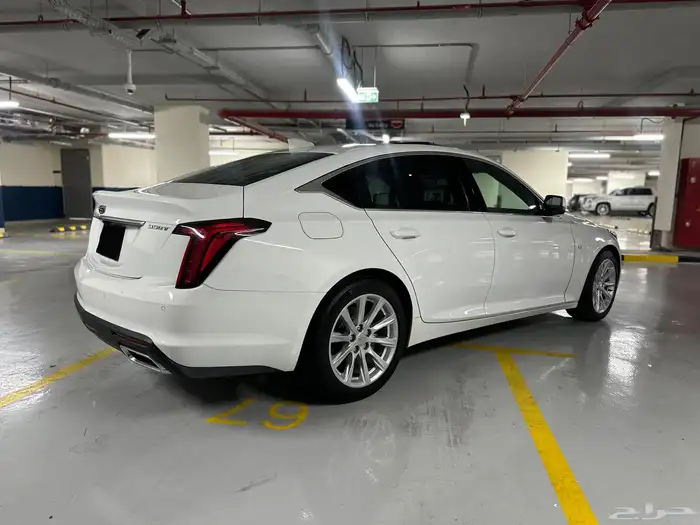 كاديلاك CT5 2024 4