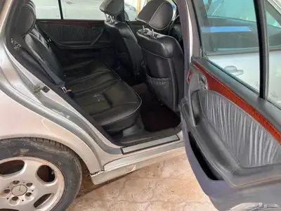 مرسيدس- بنز 2002 E240 12
