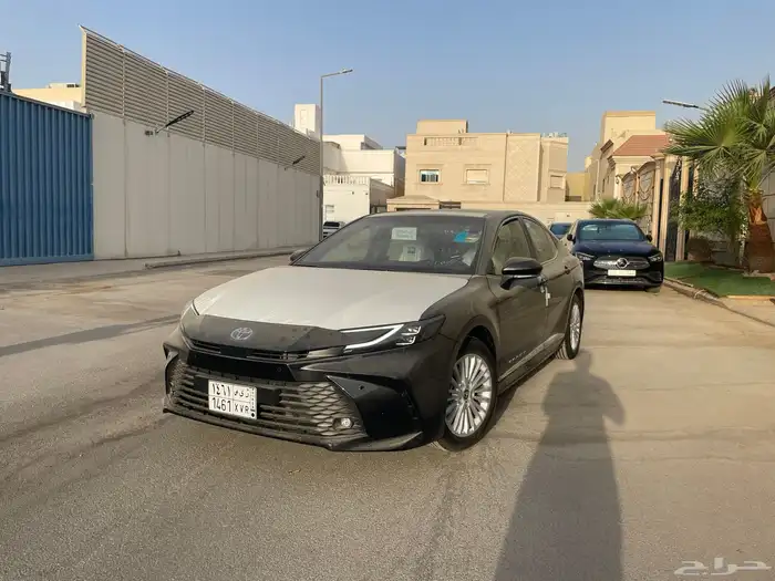 كامري نص فل Le بنزين 2025 1