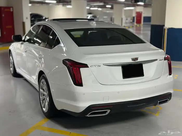 كاديلاك CT5 2024 9